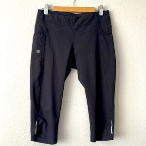 ATHLETA Women's Black Mid-Rise Pull On Reflective Cropped Leggings  Size S